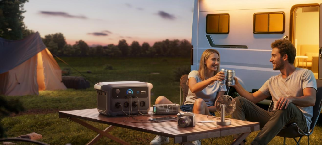 Ist eine 2000-Watt-Powerstation ausreichend für Familien-Camping?